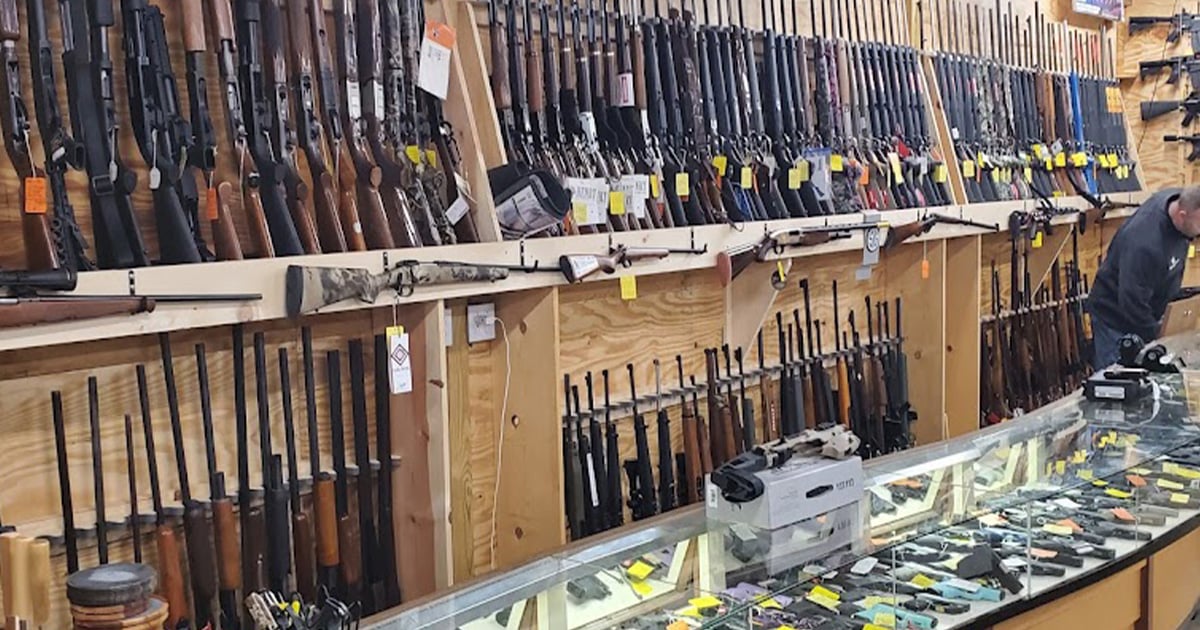 grandfather-fatally-shot-in-kentucky-gun-store-when-customer-has-a-negligent-discharge