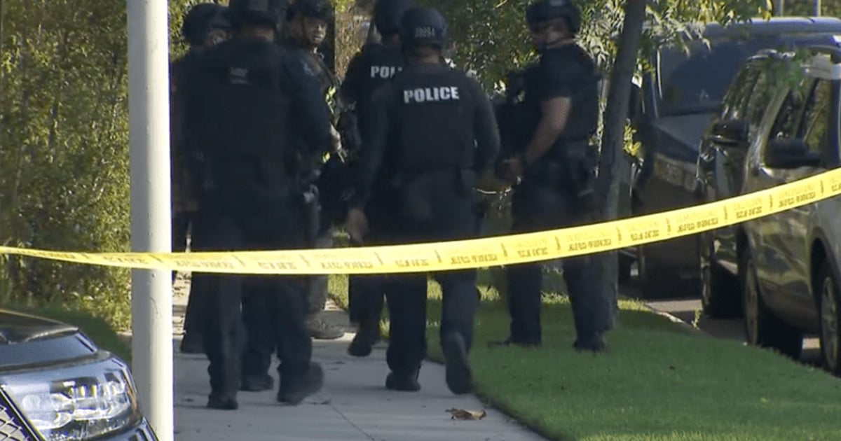 los-angeles-homeowner-shoots-intruder;-police-search-for-additional-burglary-suspects