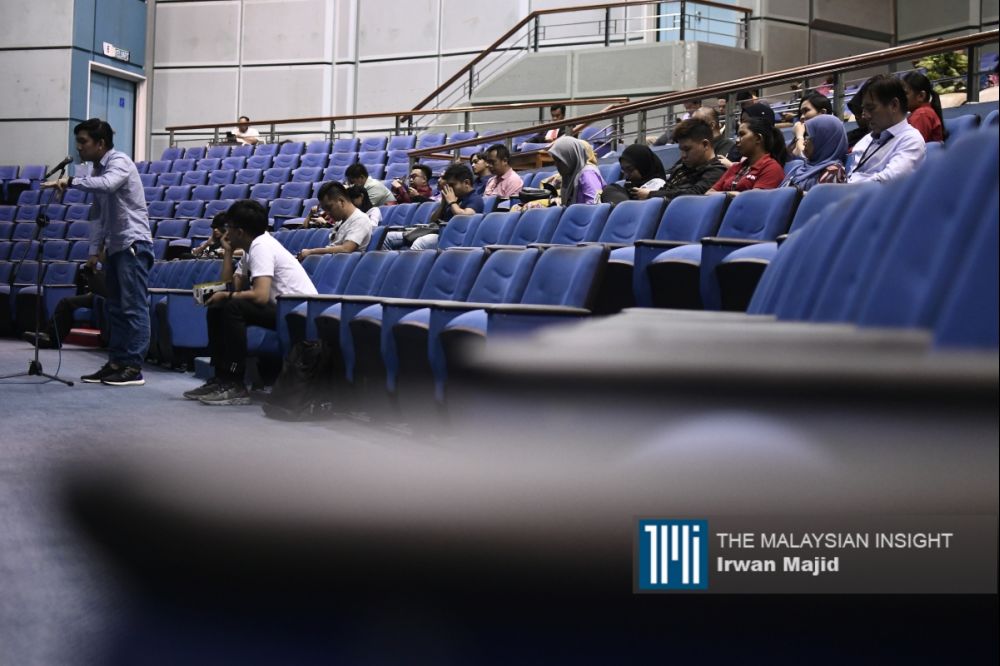 ptptn-helps-180,000-new-students-further-their-studies-yearly