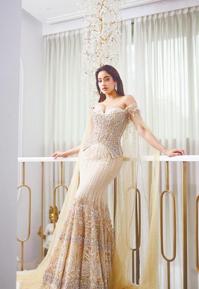 ‘crazy-rich-asians’-tie-knot-in-lavish-wedding