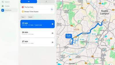 apple-maps-takes-on-google-maps