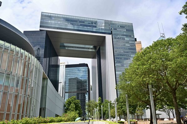 特首抵老撾展開東盟三國訪問