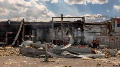 two-killed-in-russian-missile-attack-on-kyiv