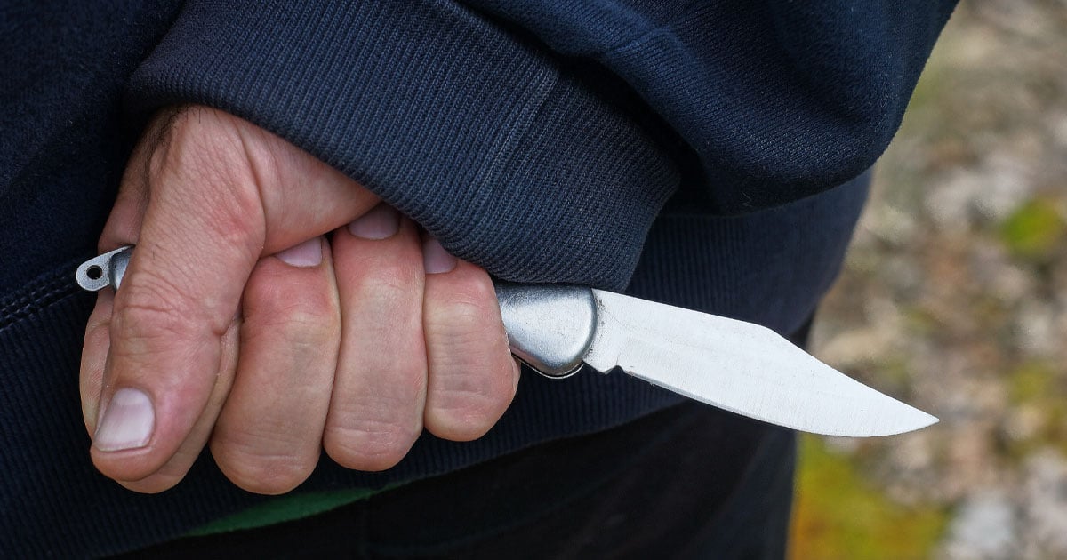 woman-fatally-shot-after-threatening-residents-with-a-knife-in-bullhead-city,-az