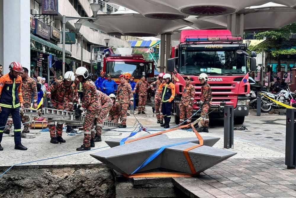 search-ongoing-for-sinkhole-victim