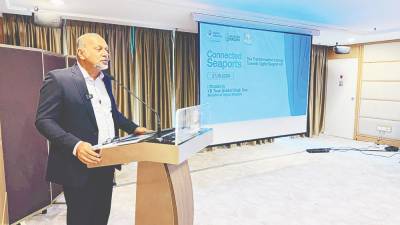 govt-to-keep-pushing-maritime-industry-to-adopt-ai,-advanced-digital-technology:-gobind