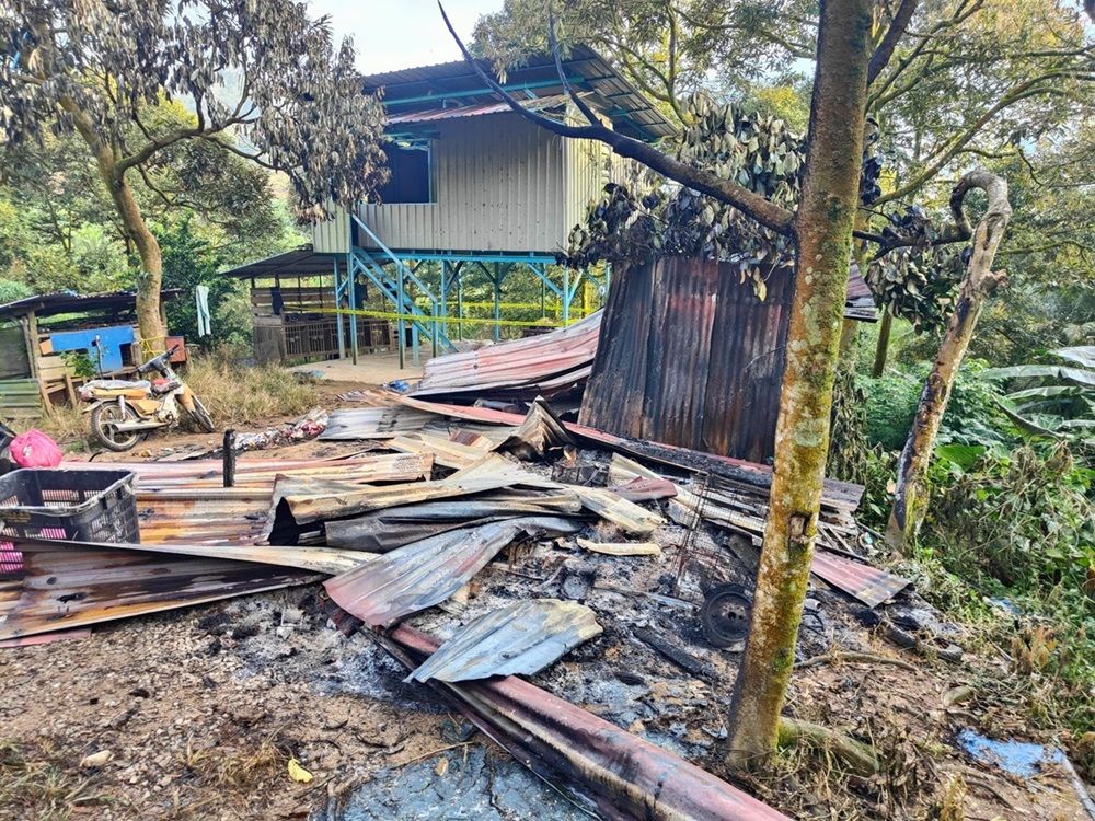 raub-durian-farmers-claim-their-houses-were set-on fire