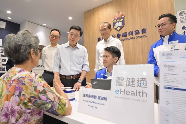 李家超訪黃大仙-親聆市民意見