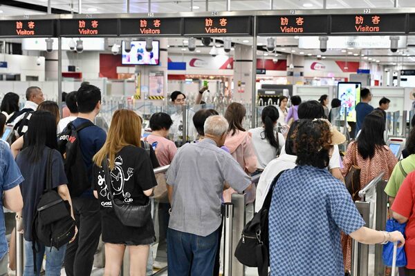 妥善部署應對國慶黃金周人流車流