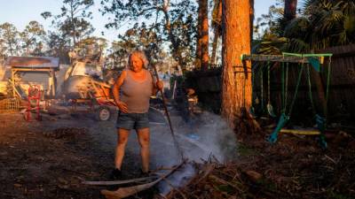 florida-island-starts-long-clean-up-after-hurricane-helene